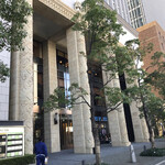 築港麺工房 - 建物の入口