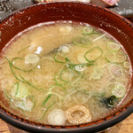 もりもり寿し - ぶりのあら汁