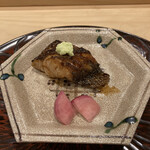 勢麟 - 焼き物　遠州灘クロムツのタレ焼き、蕪