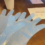 ラビスタ函館ベイ - ビニール手袋置き場問題。こちらでは紙コップが用意されてました♪