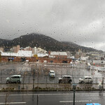 ラビスタ函館ベイ - 北の番屋からの眺め、正面は函館山。