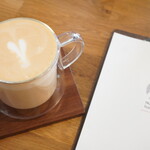 ハナツムリ - 【2021.11】紅茶ラテ
      