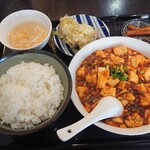 豊味園 - 麻婆豆腐定食 750円 ごはんお代わり無料