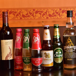 From alcohol to juice, we have a wide variety of drinks that give you a taste of Thailand♪