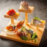 Assortment of 7 types of fresh sashimi