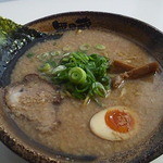 無尽蔵 - とんこつラーメン（コッテリ）600円