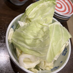 鳥信 - 突き出し　キャベツ