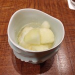 傳 - (2021年11月 訪問)デザートは洋ナシとカスタードクリーム。