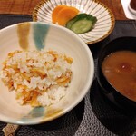 傳 - (2021年11月 訪問)