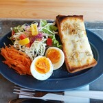 菓子屋 chill - モーニング(じゃこチーズ)