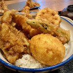 浅草割烹 天とよ - ●上天丼　1000円