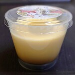 Craft Pudding Plant - 「鎌倉絵巻 小町通りプリン」を横から‥