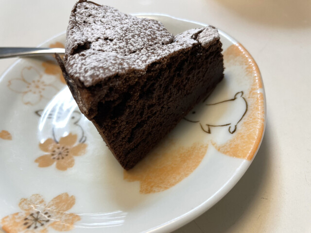 ポッケの森 - 八木山動物公園（食堂）の写真