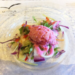 チャイカ - 料理写真:¥1500　のランチセットのスタートはビーツでピンクになったポテトサラダから。