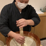 勢麟 - すり鉢でゴロゴロ