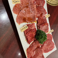 焼肉ギュウミー - 