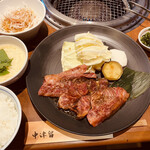 Yakiniku Teppanyaki Nakatsuru - 国産和牛カルビランチ＝1650円 税込