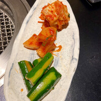 焼肉専科 肉の切り方 日本橋本店 - キムチ盛合せ