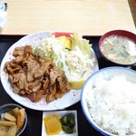 保志奈食堂 - 生姜焼き定食