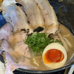 鶏と魚介らぁ麺komugi - 