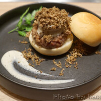 焼肉うしごろ 新宿三丁目店 - ハンバーガー