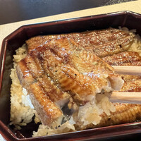 天然うなぎ しま村 - お重特上。リフトアップ。