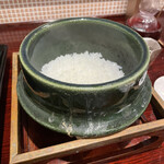 割烹 新多久 - 土窯炊き御飯