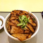 炭焼ぶた丼 豚郎 - ロース丼、小