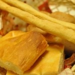 TRATTORIA Ca del TOMO - ●０９．０６．０３：自家製パンとグリッシーニ
