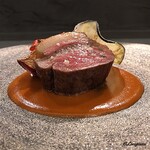 カーサ・デル・チーボ - 仔羊のｱｯﾛｰｽﾄ ﾊﾟﾌﾟﾘｶｿｰｽ