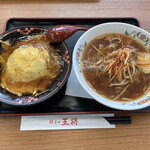 Gyouza No Oushou - 天津飯と醤油キムチラーメン