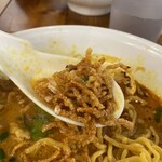 タイ国専門食堂 - 揚げ麺な部分