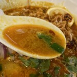 タイ国専門食堂 - このカレースープが旨いんじゃあ！