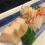 居食家 寿 - お刺身盛り合わせ（鰆、真鯛