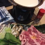 居食家 寿 - 豆乳鍋