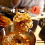 キンキン麦酒とプリッと小腸 近江牛畜産さかえ - 