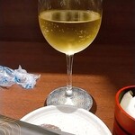 龍馬街道 - ★★★★白ワイン 550円 でっかいグラスで量は十分！
