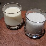 Restaurant OGATA - 生クリームとグラニュー糖