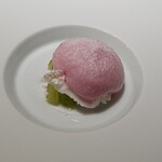 Restaurant OGATA - 下にシャインマスカット