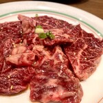 焼肉 鶯谷園 - ハラミ。特上じゃなくても濃厚。美味しい。