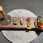 Restaurant OGATA - 手でいっていいの？