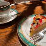 珈琲舎 蔵 - ブレンドコーヒー、今日のタルト(苺)