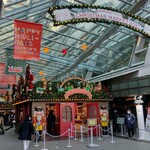 La Brianza - 向かう途中、ヒルズのクリスマスマーケット始まりました。