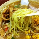 ラーメン太郎 - 麺アップ！