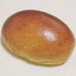 Sweets & Bread Boutique oeuf - クリームぱん（110円）