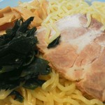 大雄ラーメン - 201212　大雄　からしつけ麺（750円）大盛〈200円）　具です