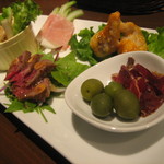 タイーム - ２０１２・１２月　前菜盛り合わせ