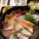 うおたけ鮮魚店やけんど 海鮮どんや - 