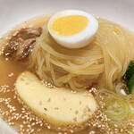 焼肉くりこ - 冷麺のアップです