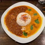 64 CURRY - あいがけ